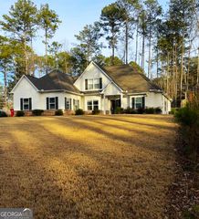 3156 Sweetbriar Drive, Villa Rica, GA 30180