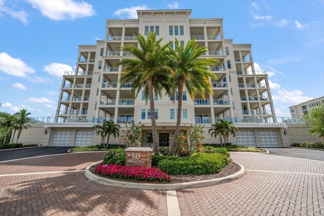 145 BELLEVIEW BOULEVARD 201, Belleair, FL 33756