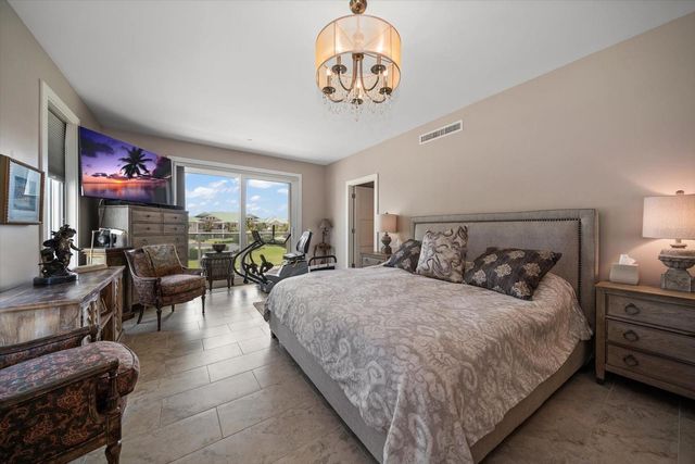 145 BELLEVIEW BOULEVARD 201, Belleair, FL 33756