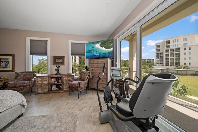 145 BELLEVIEW BOULEVARD 201, Belleair, FL 33756