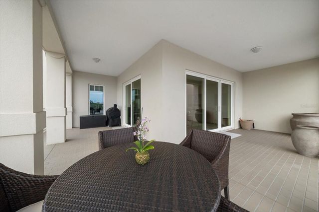145 BELLEVIEW BOULEVARD 201, Belleair, FL 33756