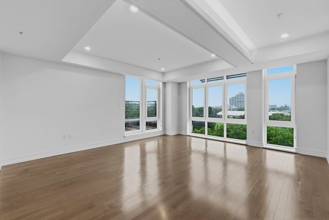 262 Monsignor O'brien Highway 605, Cambridge, MA 02141