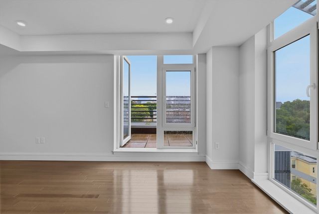 262 Monsignor O'brien Highway 605, Cambridge, MA 02141