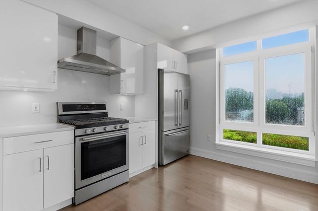 262 Monsignor O'brien Highway 605, Cambridge, MA 02141