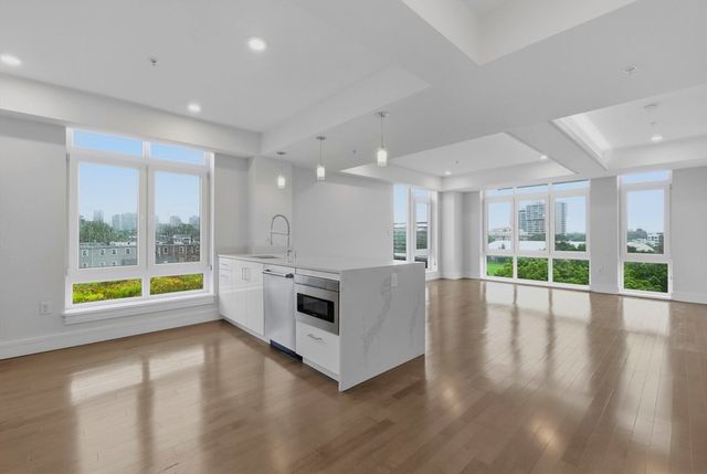 262 Monsignor O'brien Highway 605, Cambridge, MA 02141