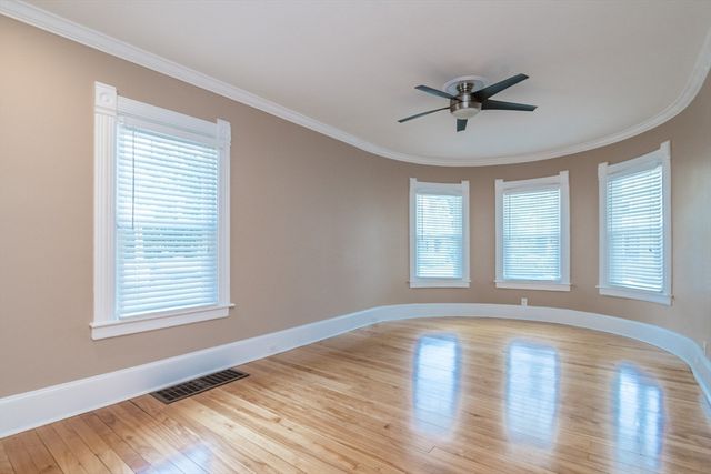 20 Woodlawn Pl, Longmeadow, MA 01106