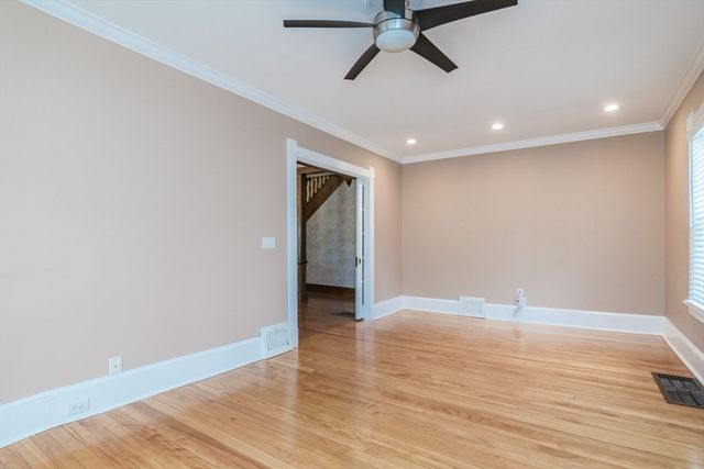 20 Woodlawn Pl, Longmeadow, MA 01106