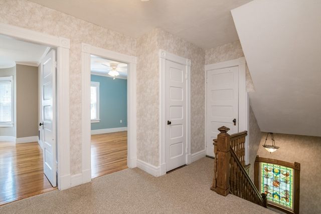 20 Woodlawn Pl, Longmeadow, MA 01106