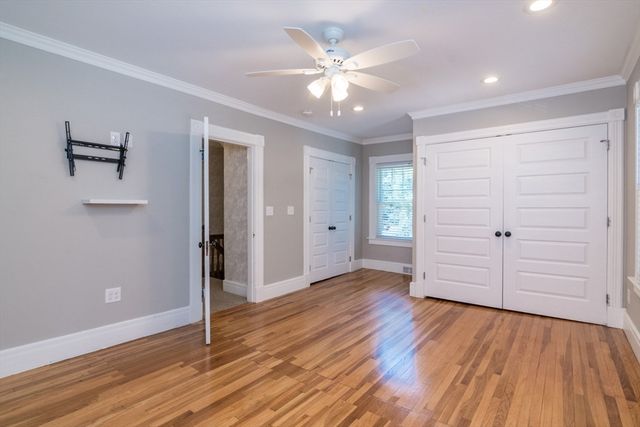 20 Woodlawn Pl, Longmeadow, MA 01106