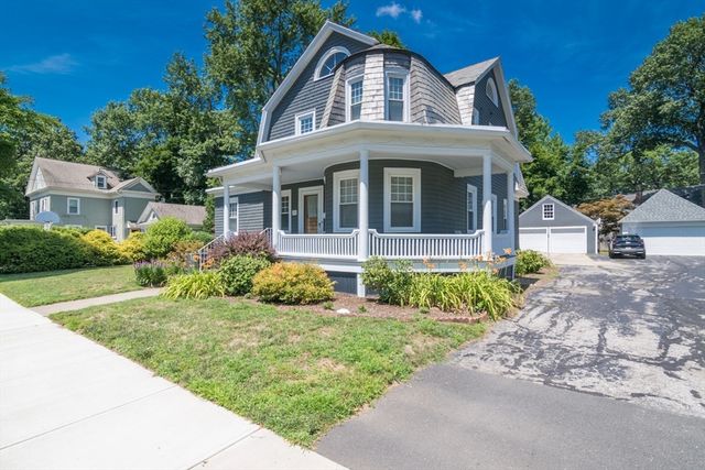 20 Woodlawn Pl, Longmeadow, MA 01106