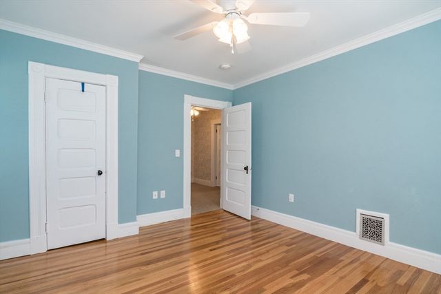 20 Woodlawn Pl, Longmeadow, MA 01106