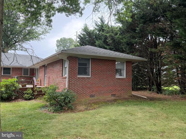 3 CULWELL, Mount Airy, MD 21771