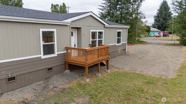 1450 Calawah Way, Forks, WA 98331