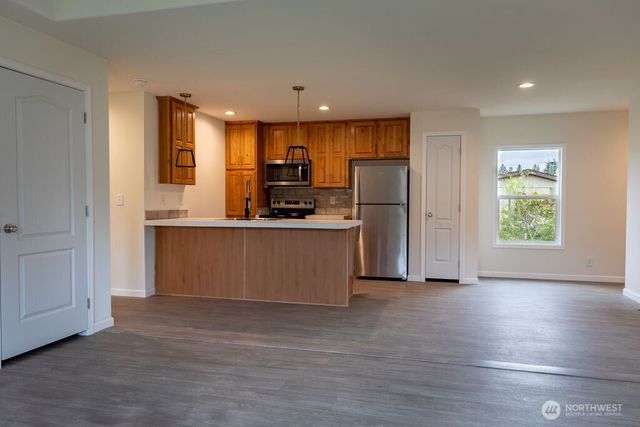 1450 Calawah Way, Forks, WA 98331