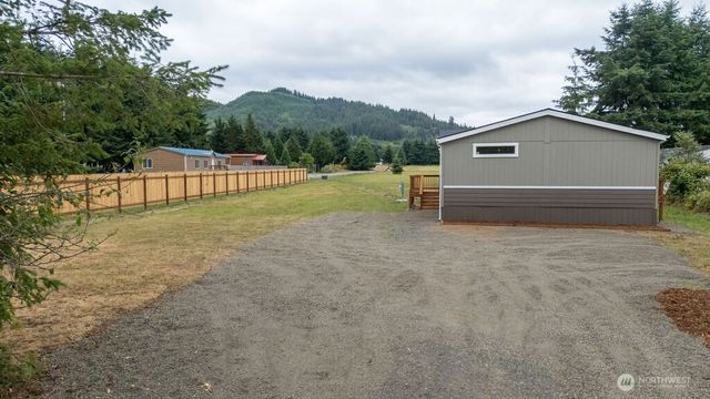 1450 Calawah Way, Forks, WA 98331