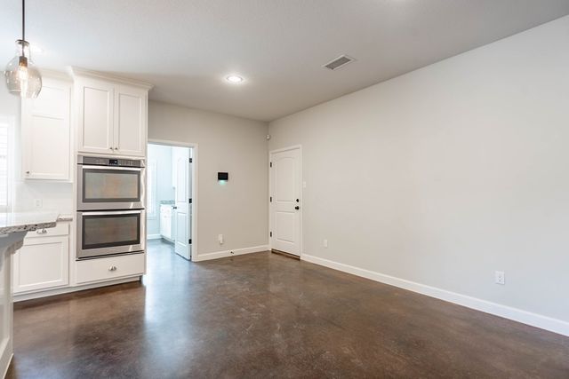 6110 Turtle Creek Rd, Midland, TX 79707