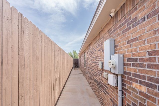 6110 Turtle Creek Rd, Midland, TX 79707