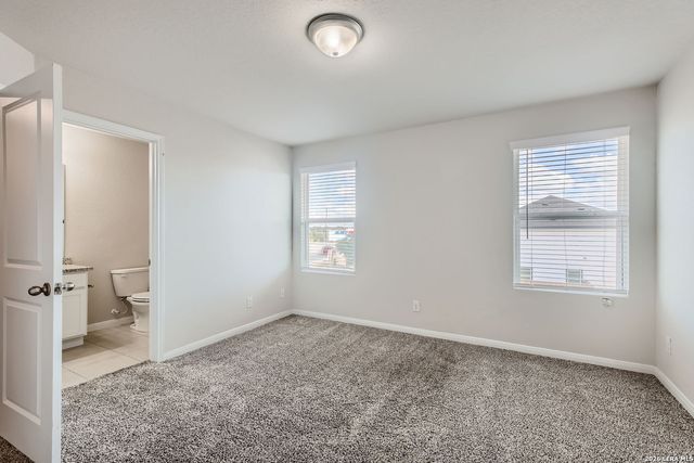 7934 Dial Ike Dr Unit 202, San Antonio, TX 78218