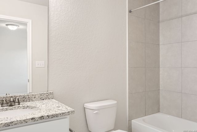 7934 Dial Ike Dr Unit 202, San Antonio, TX 78218