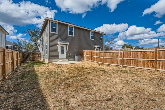 7934 Dial Ike Dr Unit 202, San Antonio, TX 78218