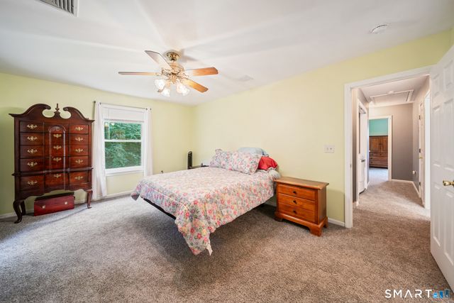 1 Lake Drive, Oxford, CT 06478