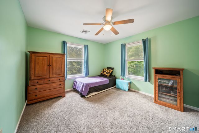 1 Lake Drive, Oxford, CT 06478