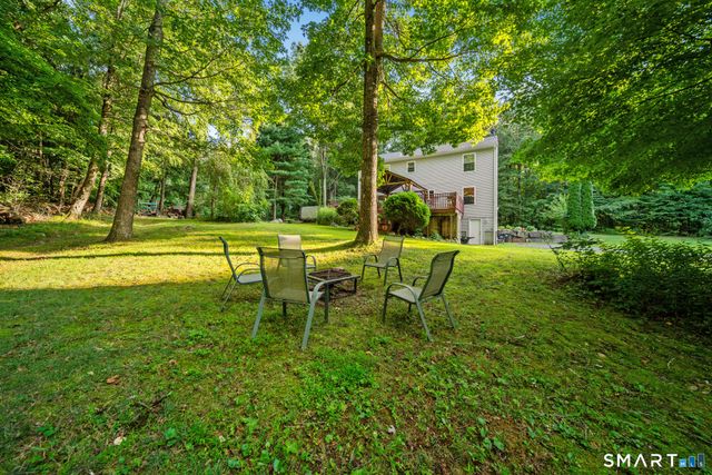 1 Lake Drive, Oxford, CT 06478
