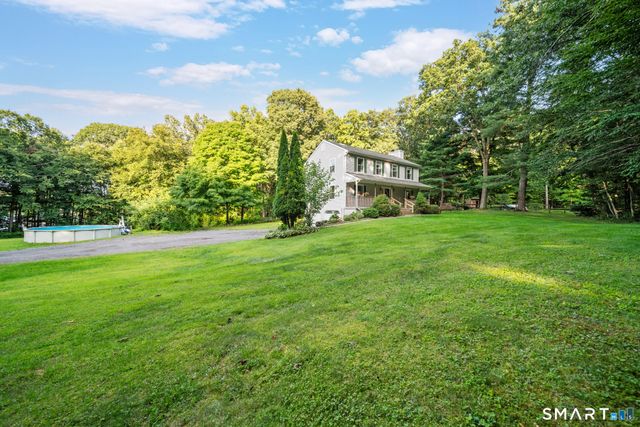 1 Lake Drive, Oxford, CT 06478