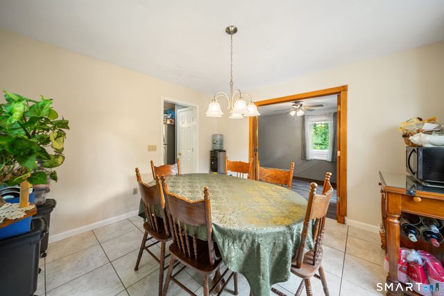1 Lake Drive, Oxford, CT 06478