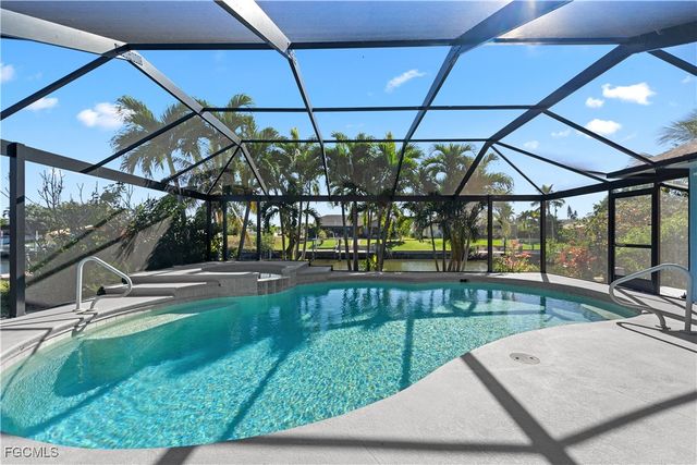 230 Kamal PKWY, Cape Coral, FL 33904