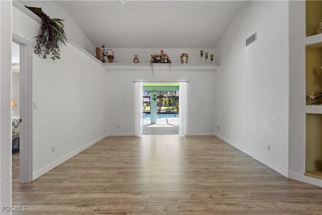 230 Kamal PKWY, Cape Coral, FL 33904