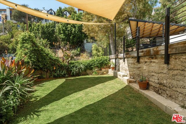 2551 Glendower Avenue, Los Angeles, CA 90027