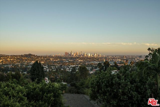 2551 Glendower Avenue, Los Angeles, CA 90027