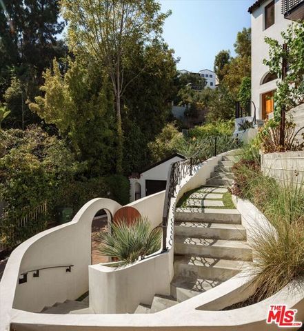 2551 Glendower Avenue, Los Angeles, CA 90027