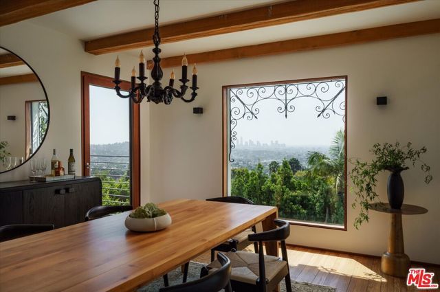 2551 Glendower Avenue, Los Angeles, CA 90027