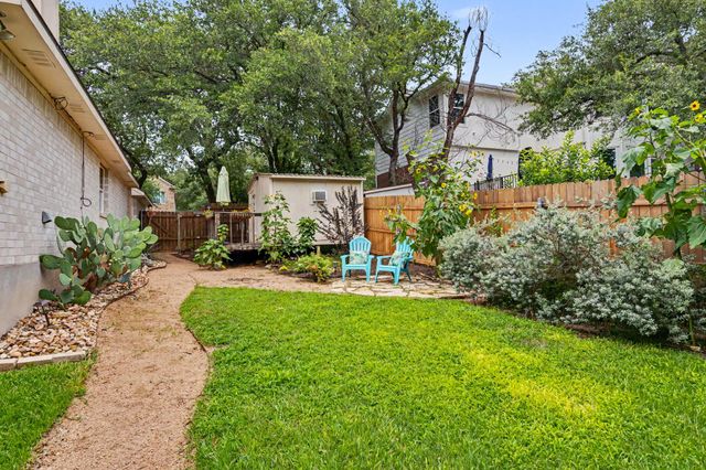 1909 Holly Hill DR, Leander, TX 78641