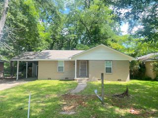 1903 W 24th Avenue, Pine Bluff, AR 71603