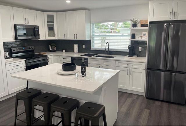 1523 Berkshire Avenue, Jupiter, FL 33469