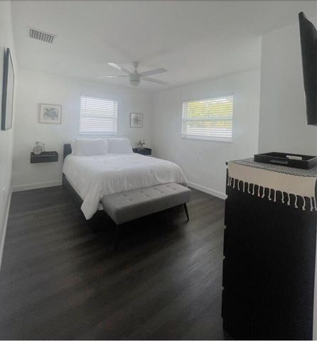 1523 Berkshire Avenue, Jupiter, FL 33469