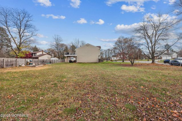 27 Dorset Court, Franklin Twp, NJ 08873