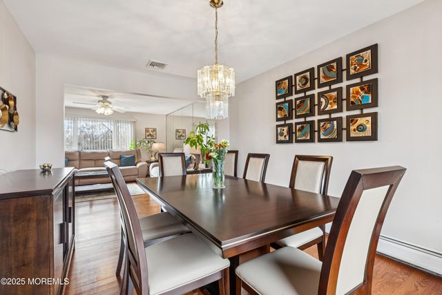 27 Dorset Court, Franklin Twp, NJ 08873