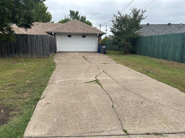 3125 Tina Street, Sachse, TX 75048