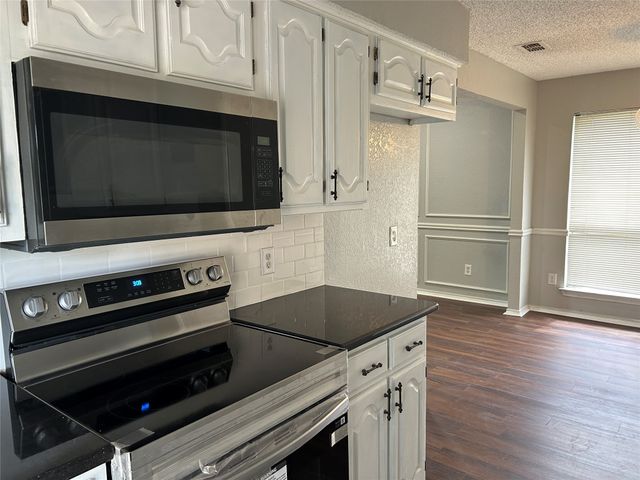 3125 Tina Street, Sachse, TX 75048