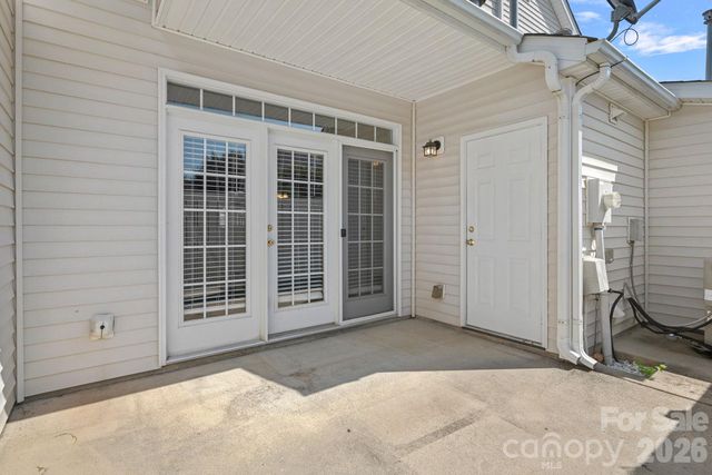 4037 Center Place Drive, Harrisburg, NC 28075