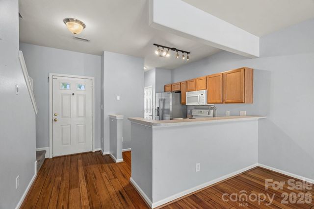 4037 Center Place Drive, Harrisburg, NC 28075