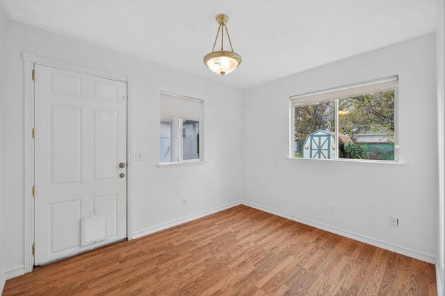 2812 Plover St, Sacramento, CA 95815