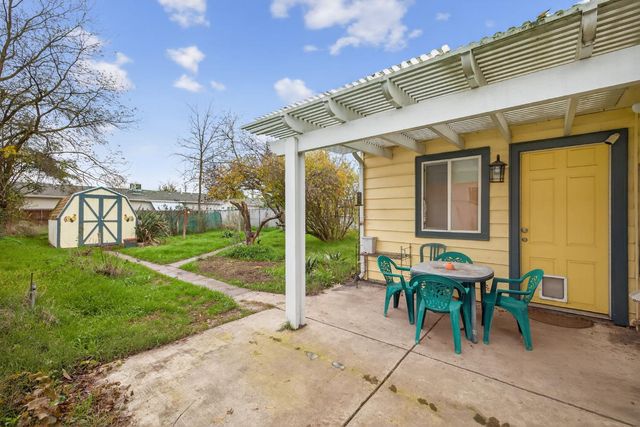 2812 Plover St, Sacramento, CA 95815