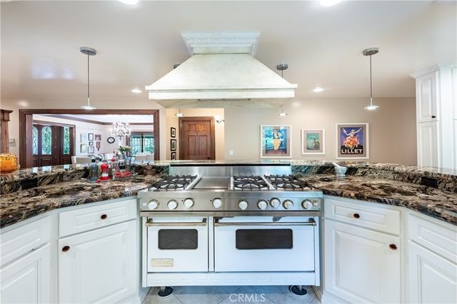 5340 Calvin Avenue, Tarzana, CA 91356