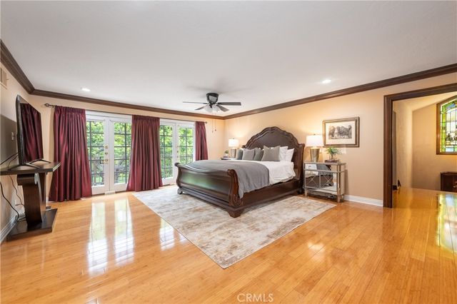 5340 Calvin Avenue, Tarzana, CA 91356