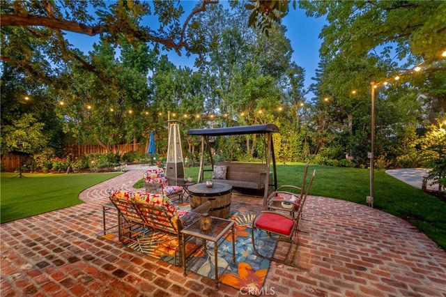 5340 Calvin Avenue, Tarzana, CA 91356